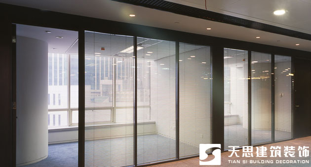 <a href=http://www.cotonou229.com/ target=_blank class=infotextkey>合肥辦公室裝修</a>玻璃